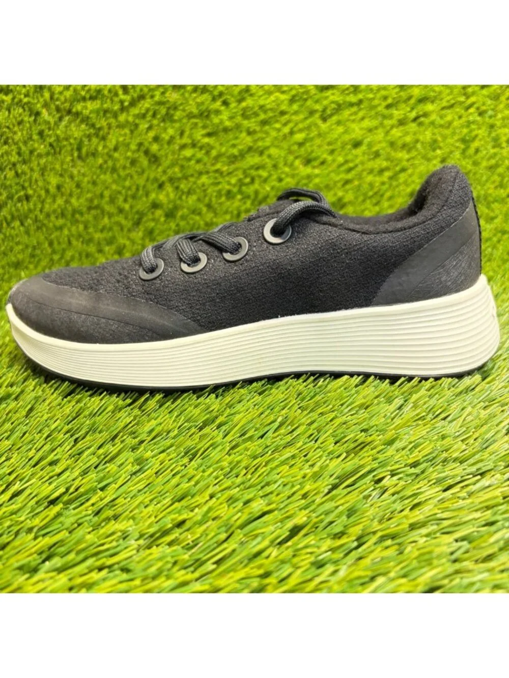Allbirds Wool Runner Protect Womens Size 7 Black White Running Shoes Sneakers